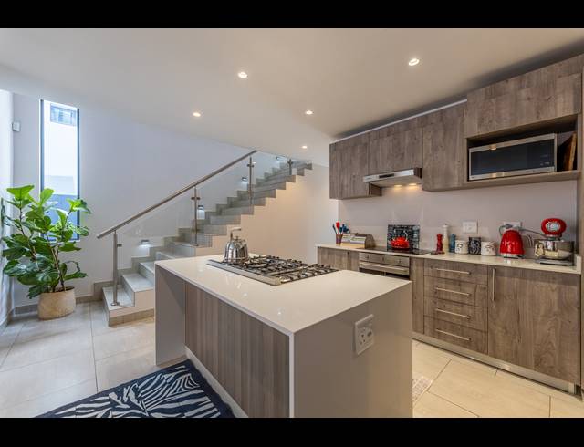4 BEDROOM HOUSE FOR SALE IN BRYANSTON